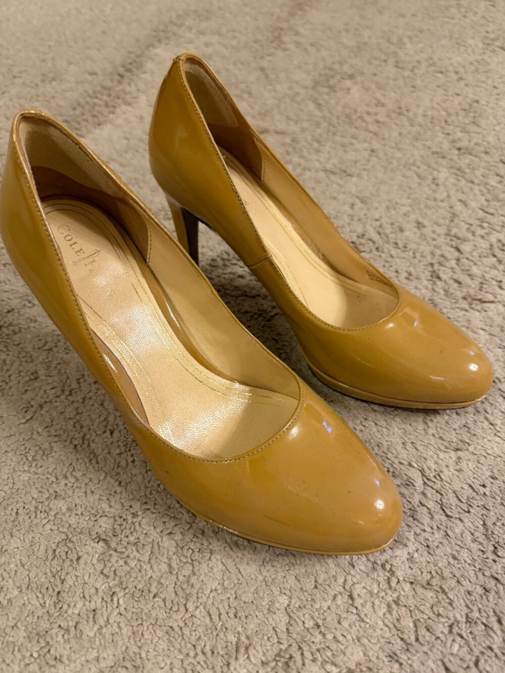 Cole Haan/ Nike Air Women's Tan High Heel Pumps  Size 8 In Great Shape!